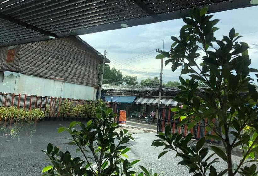 Thyme Xeriscape Hostel