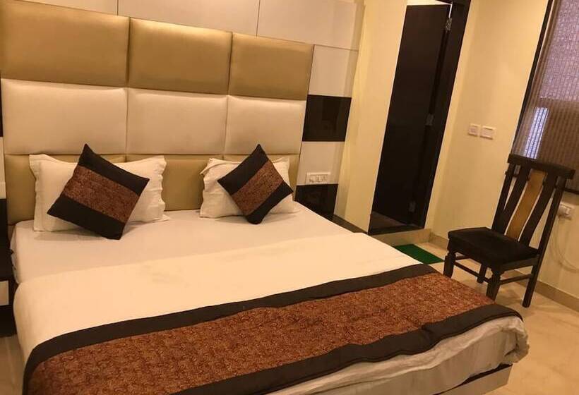 Adb Rooms Hotel Olive International