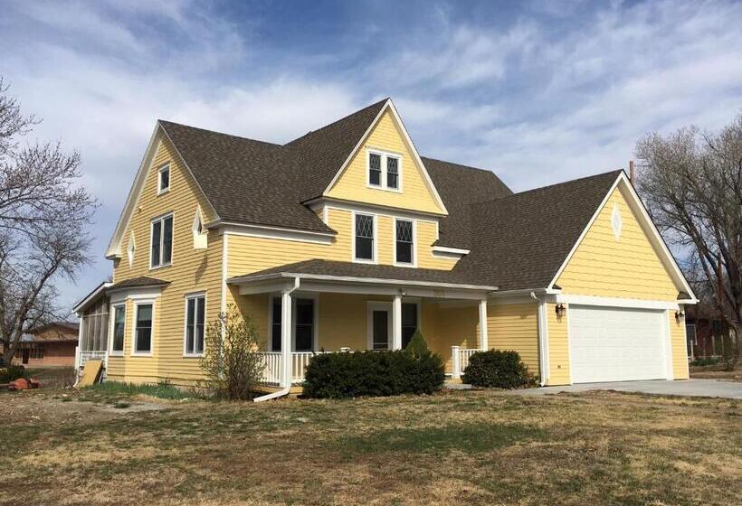 Attwood House Bed And Breakfast Near Manhattan, Ks