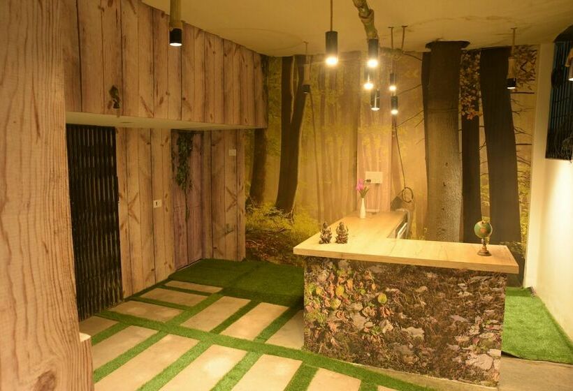 Banaras Hostel Varanasi