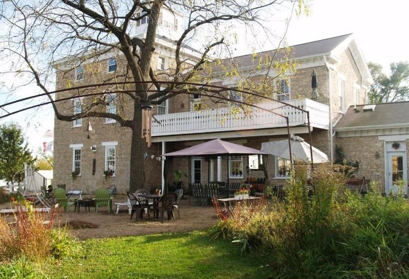 민박 The Black Horse Inn