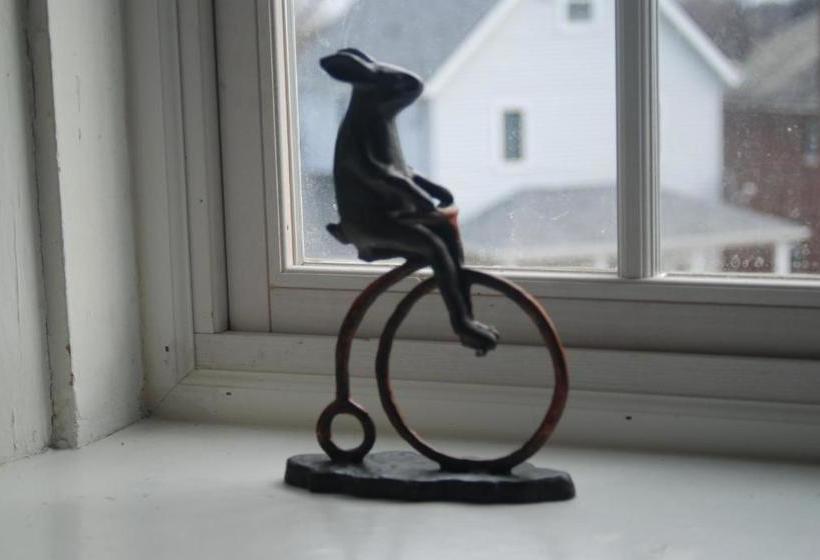 민박 The Black Horse Inn