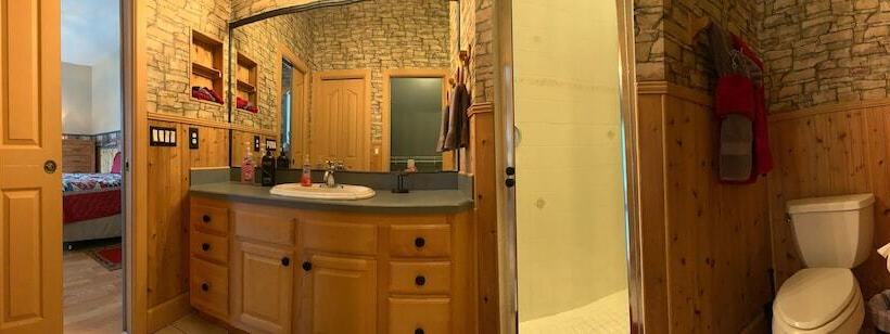 مبيت وإفطار Rock Pointe Ranch