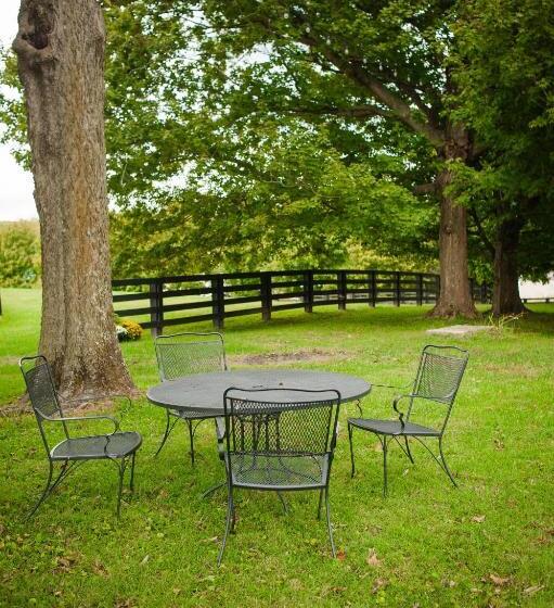 ベッドアンドブレックファースト The Denny House