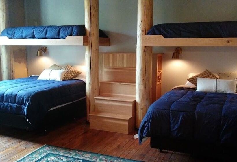 ベッドアンドブレックファースト The Emma Grace