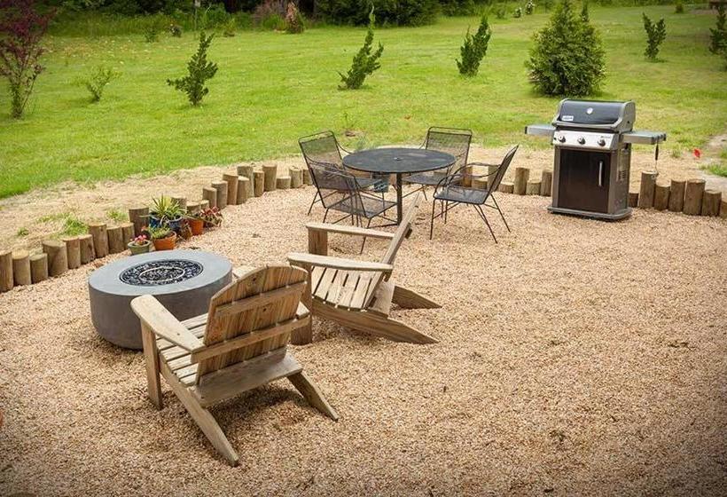 住宿加早餐  The Inn At Tabbs Creek