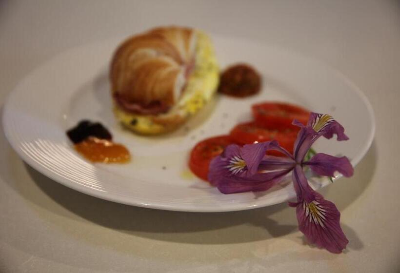 Bella Collina Bed & Breakfast