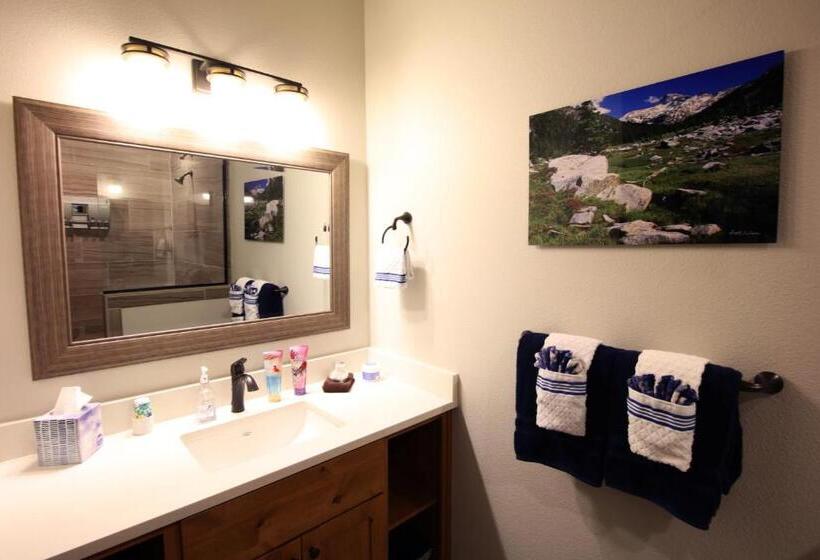 Bella Collina Bed & Breakfast