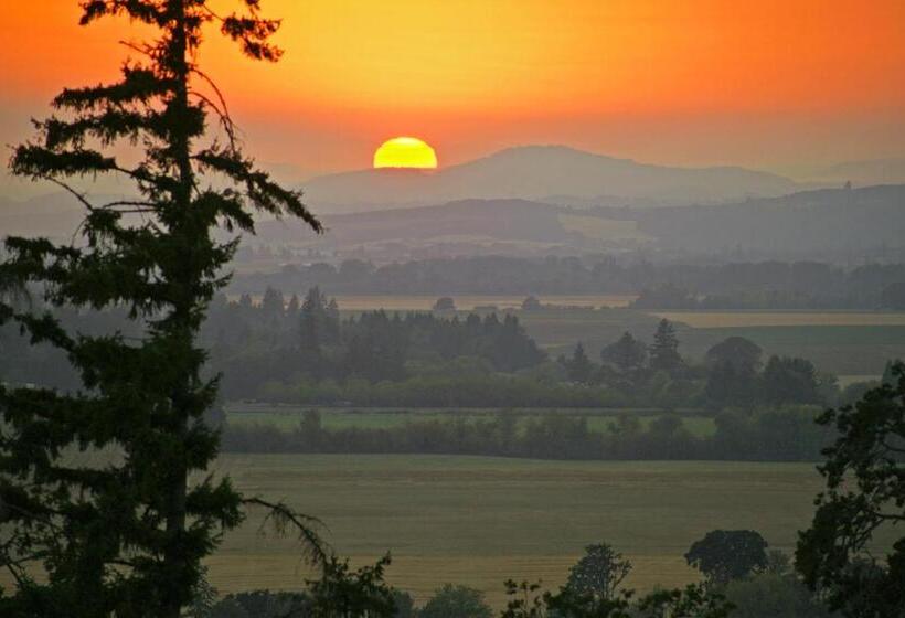 Bella Collina Bed & Breakfast