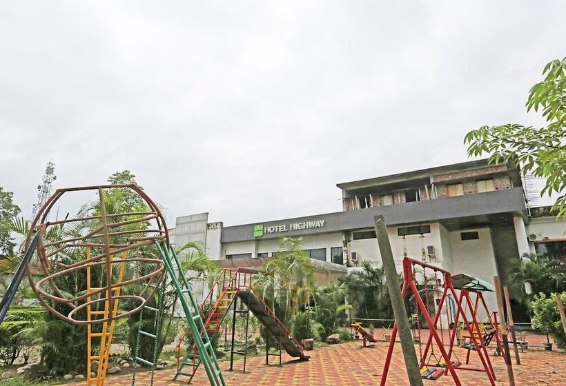 Capital O 45308 Hotel Highway