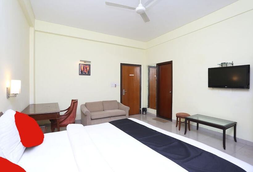 Capital O 45308 Hotel Highway