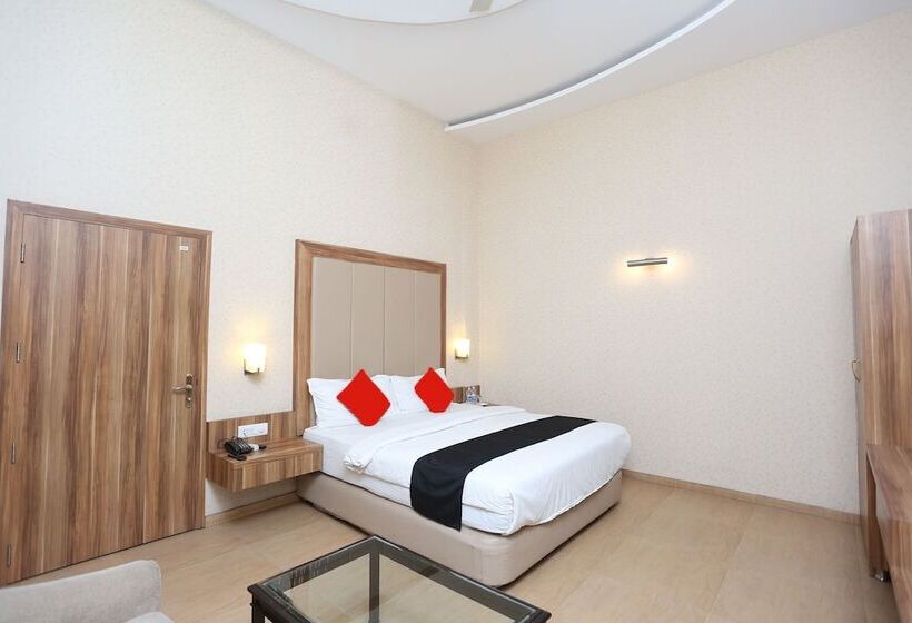 Capital O 45308 Hotel Highway