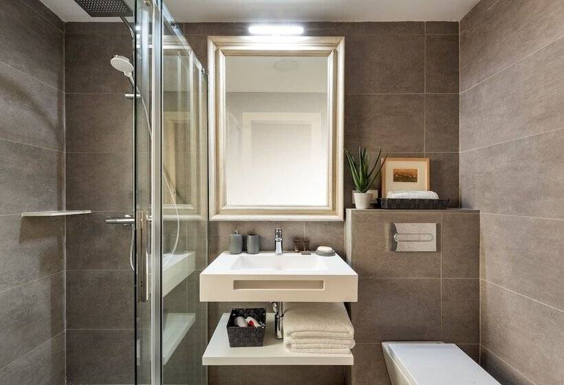 Fantastic 4 Bd & 4 Bth Apartm With Comunnal Terrace.. Carmen San Ignacio I