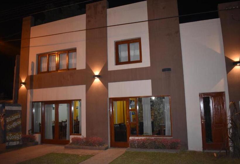 Хостел Benitez Hosteria