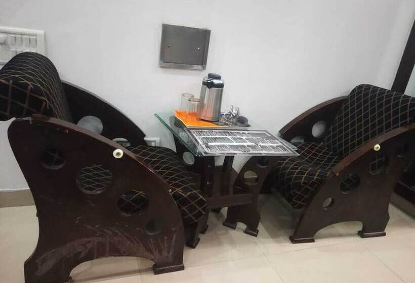 호텔 Adb Rooms Today International Paharganj