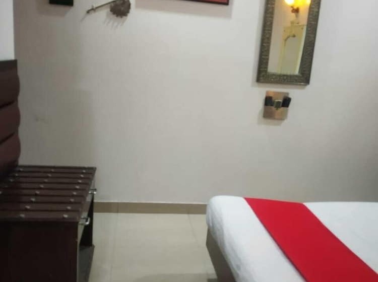 호텔 Adb Rooms Today International Paharganj