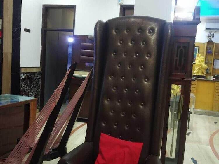 호텔 Adb Rooms Today International Paharganj