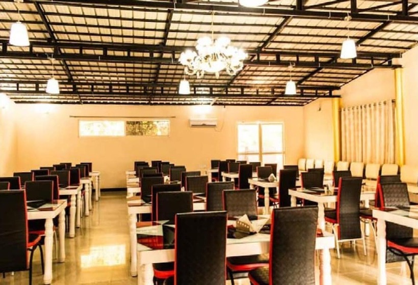 هتل Ananya Greens