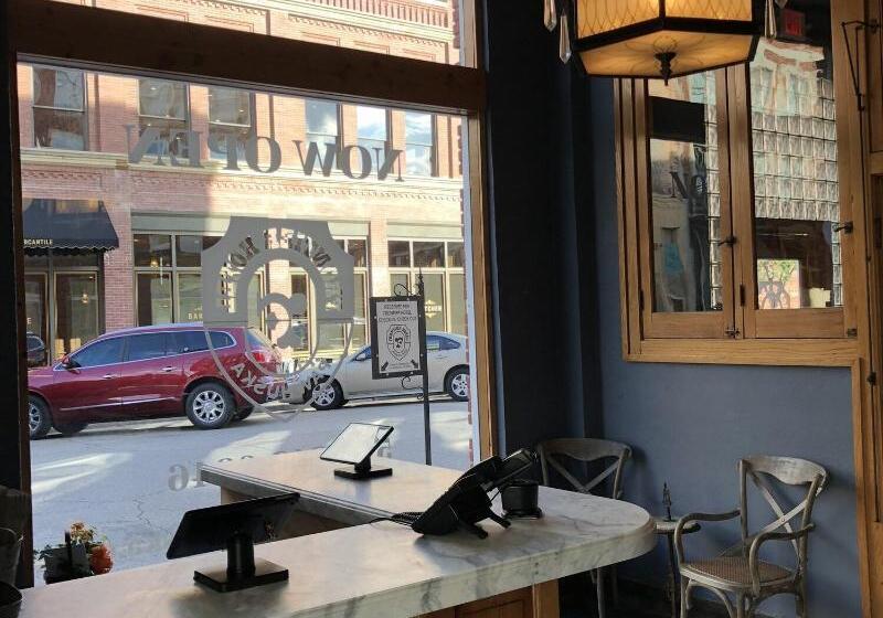 Frontier Hotel Pawhuska