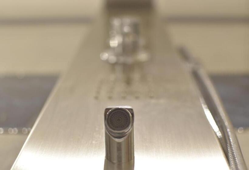 Отель Grand Him Queen Ac Centralized