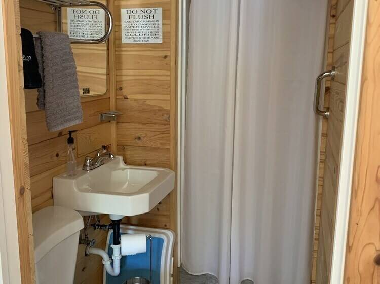 Отель Grand Lake Resort