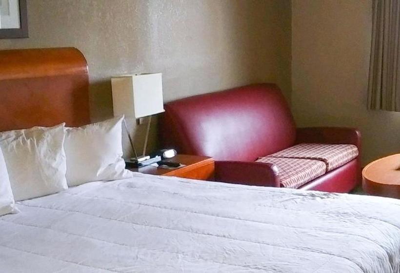 בית מלון כפרי Heritage Place Inn & Suites