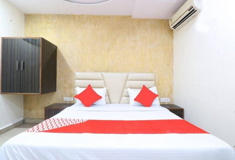 Отель Kirandeep By Oyo Rooms