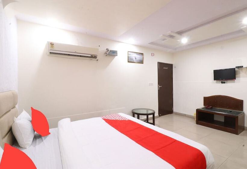 Отель Kirandeep By Oyo Rooms