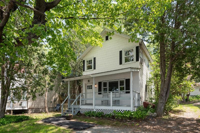 فندق Lake Bomoseen Lodge