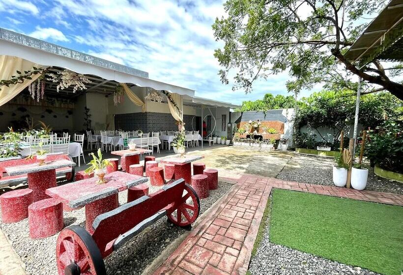 هتل Little Rock Cebu