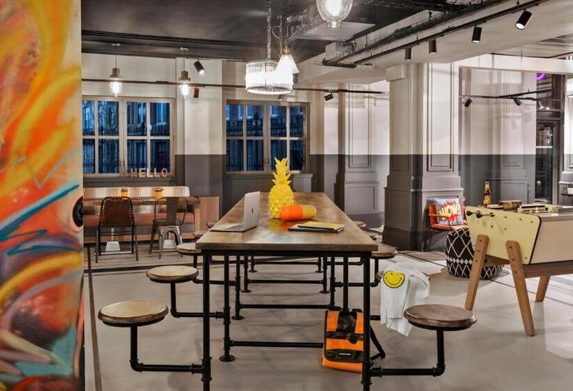 ホテル Moxy Lille City