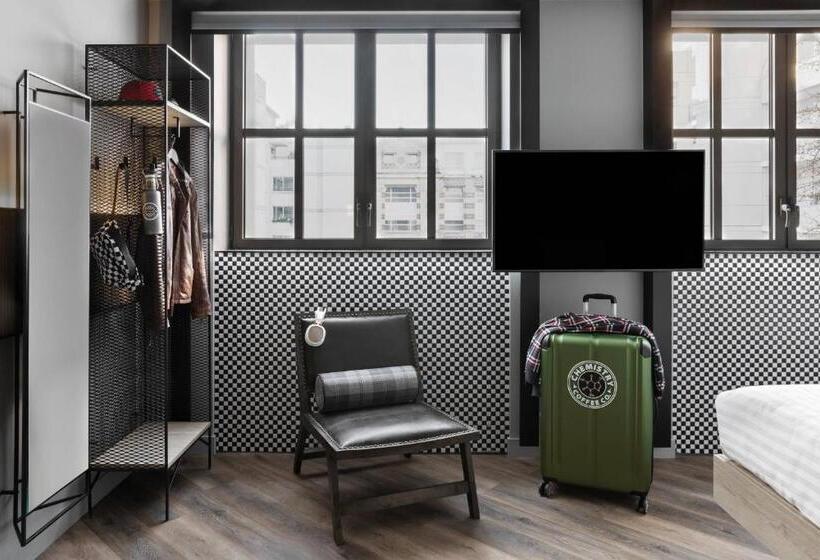 ホテル Moxy Lille City