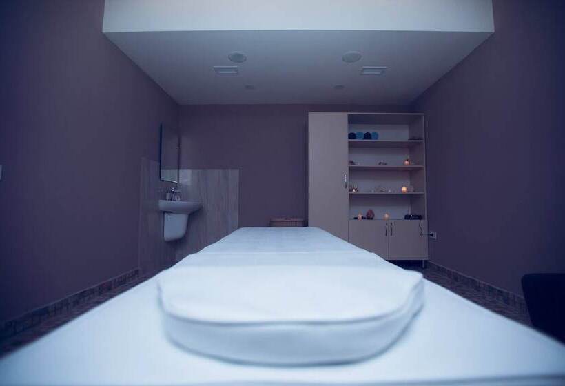 هتل My Way Boulevard