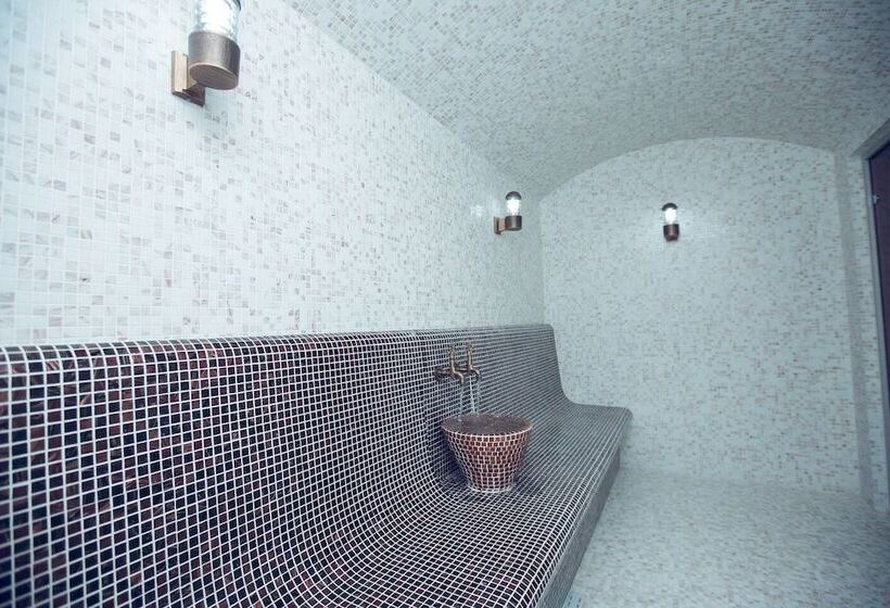 هتل My Way Boulevard