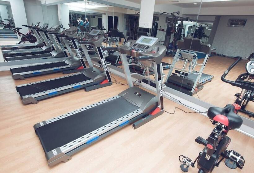 هتل My Way Boulevard