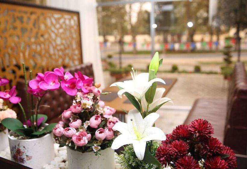 هتل My Way Boulevard