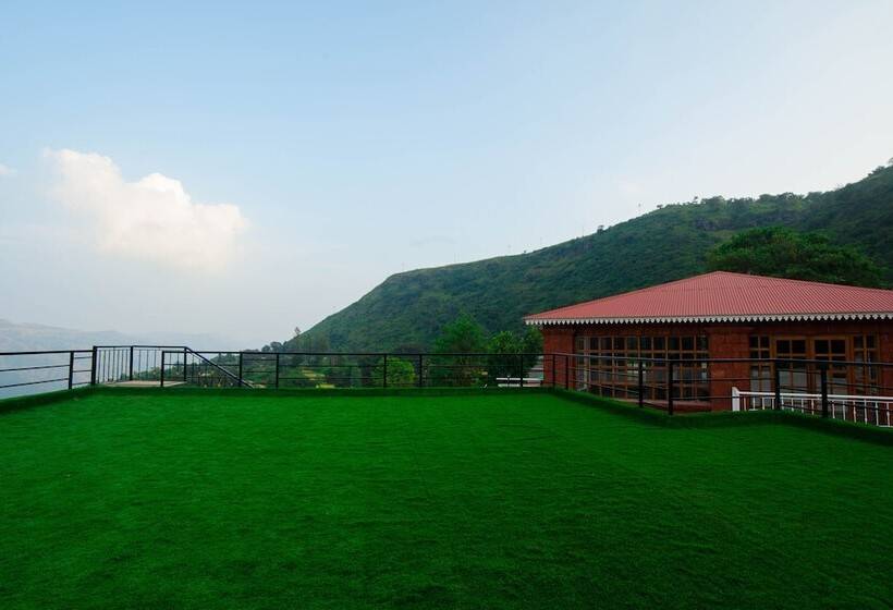 فندق Regenta Place Green Leaf Mahabaleshwar