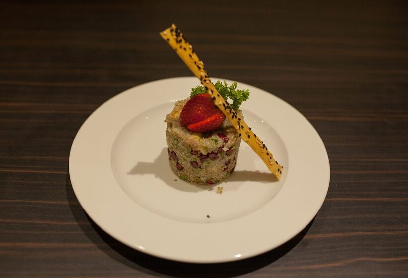 فندق Regenta Place Green Leaf Mahabaleshwar