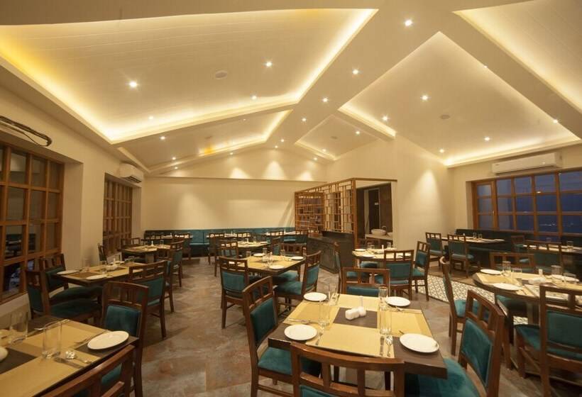 فندق Regenta Place Green Leaf Mahabaleshwar