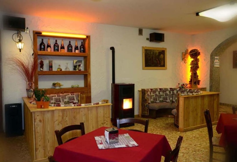 בית מלון כפרי Santoni