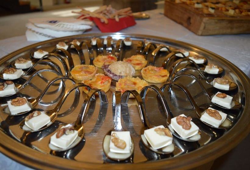 בית מלון כפרי Santoni