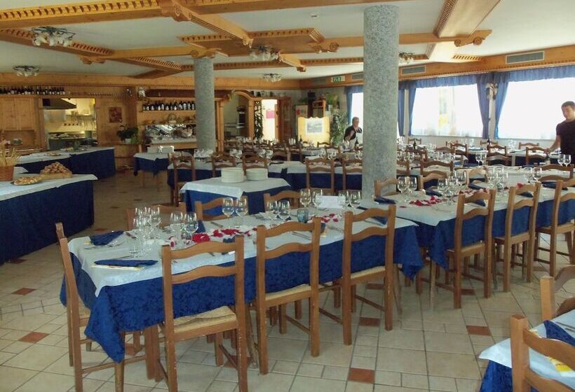 בית מלון כפרי Santoni