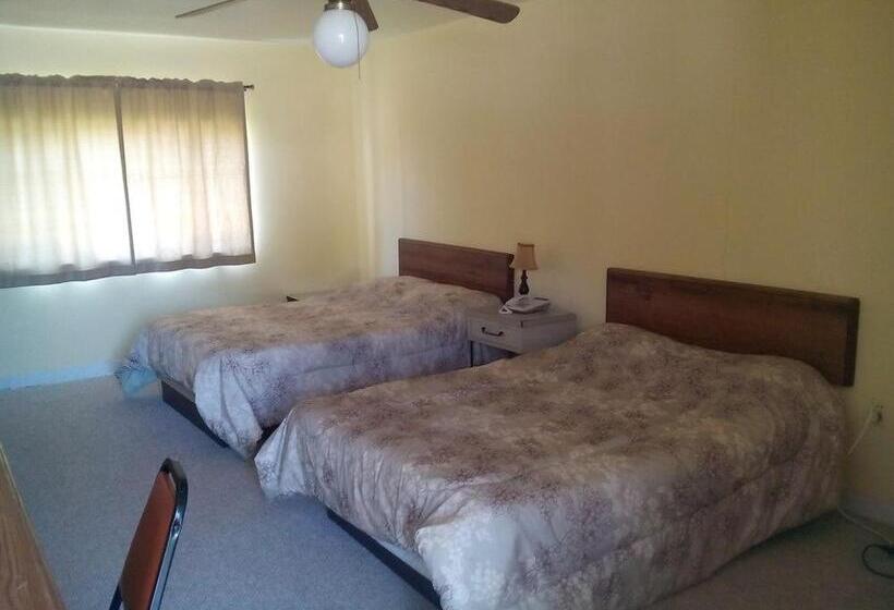 Mountaineer Motel