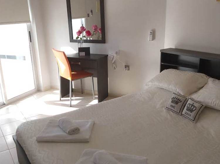 Panoramic Holidays   Deluxe 6