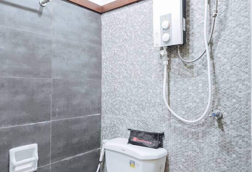 پانسیون Reddoorz @ Caimito Drive Dampas