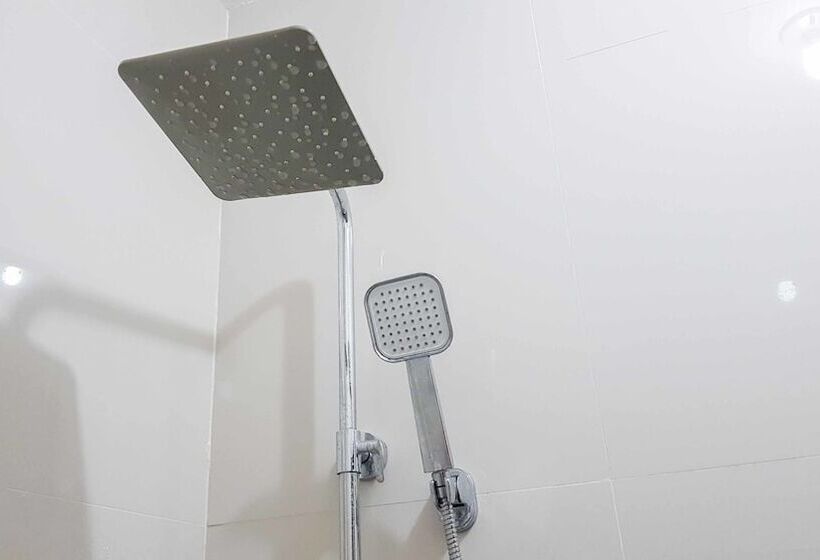 ペンション Reddoorz @ Vp Inting Street