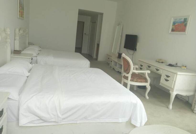 פנסיון Solar Food&drink Campsite