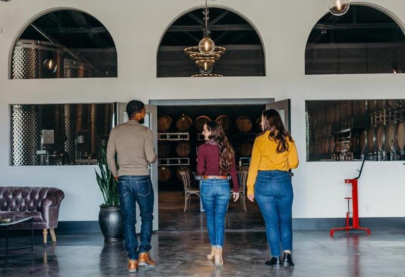 Курорт The Vineyard At Florence