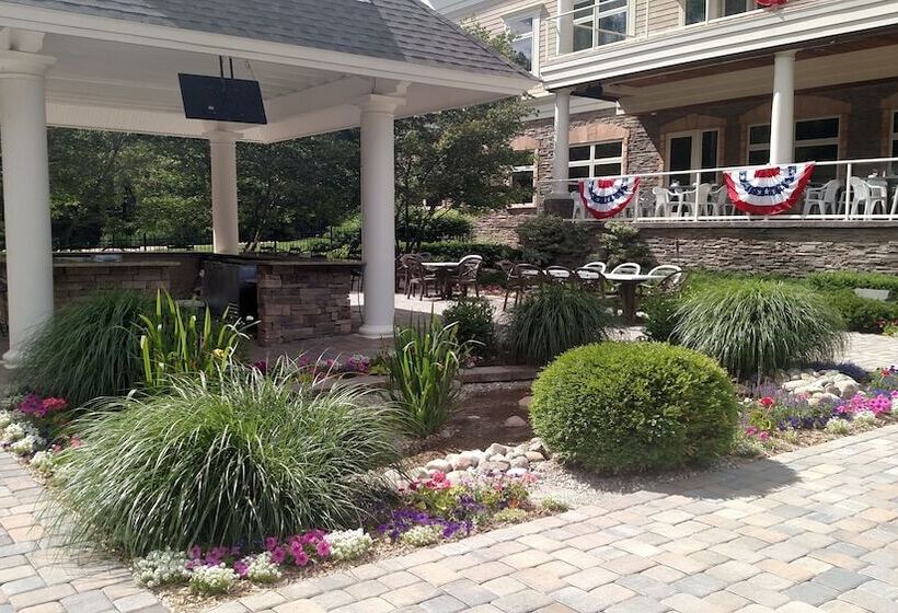 Riverwalk Place Resort & Spa