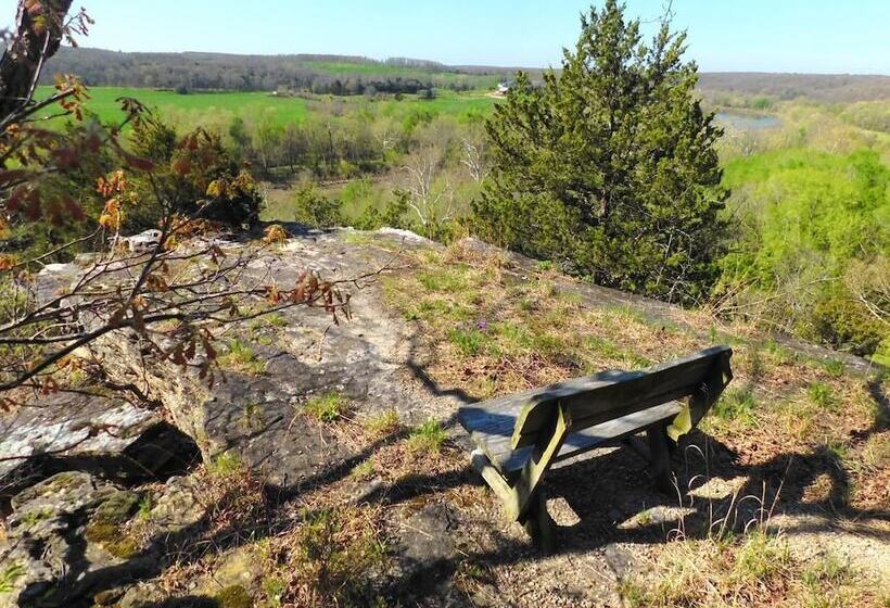 Rock Eddy Bluff Farm